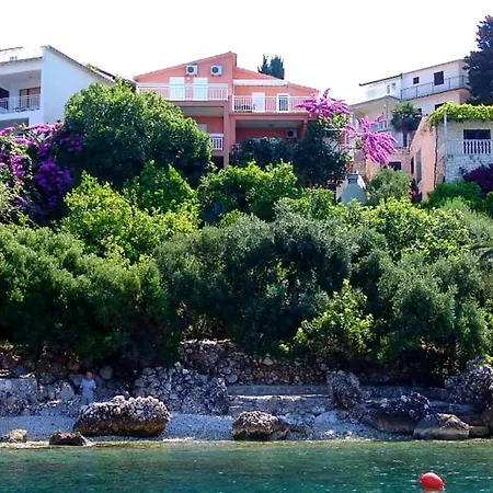 Lemon Tree Apartman Podaca