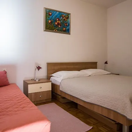 Lemon Tree Apartmán